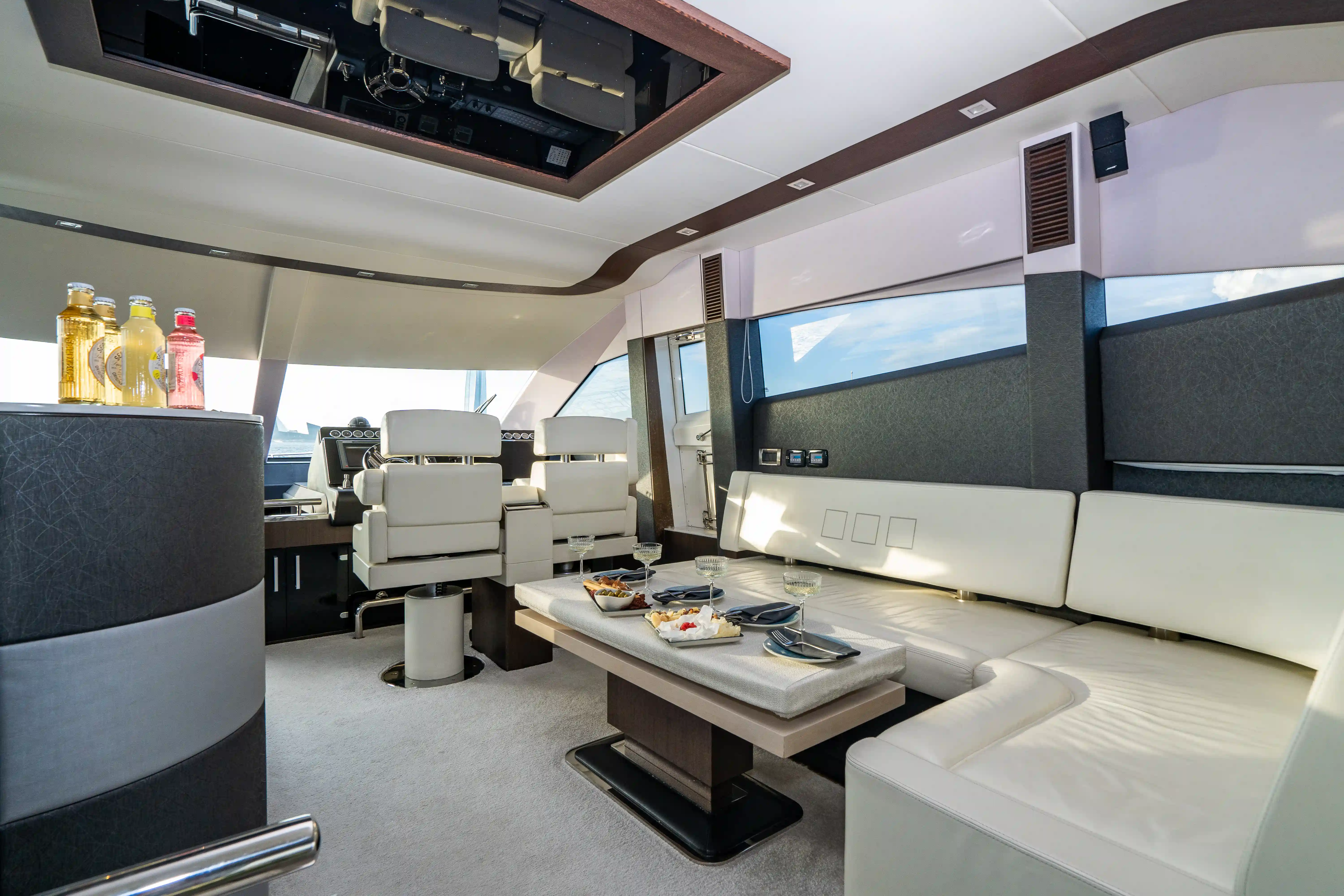 Яхта  «Galeon 640» image- 23